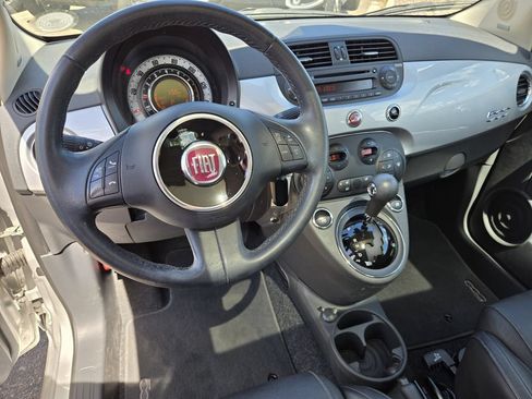 Used 2012 FIAT 500 Lounge w/ Luxury Leather Pkg FWD image 16