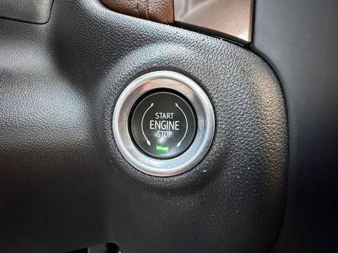 Used 2019 Chevrolet Silverado 1500 High Country AWD/4WD image 26