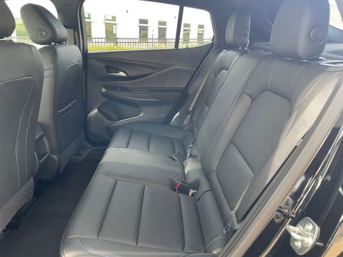 Used 2025 Buick Envista Sport Touring image 25