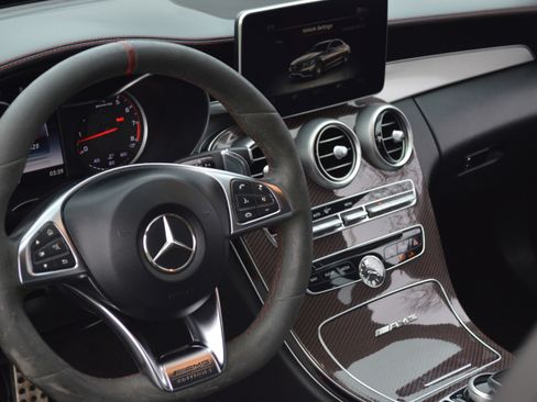 Used 2015 Mercedes-Benz C 63 AMG S image 28