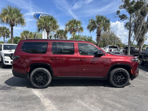 New 2026 Jeep Grand Wagoneer Limited AWD/4WD image 8