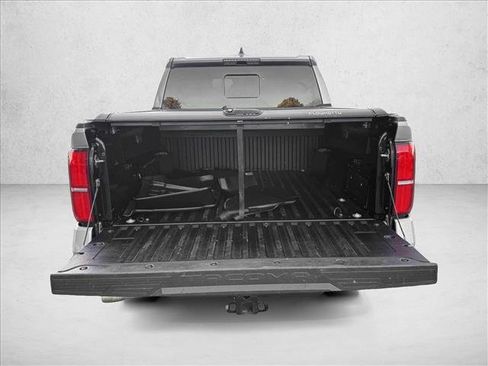 Used 2024 Toyota Tacoma TRD Off-Road image 7