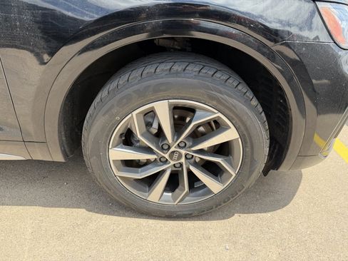 Used 2021 Audi Q5 2.0T Premium Plus w/ Premium Plus Package AWD/4WD image 29