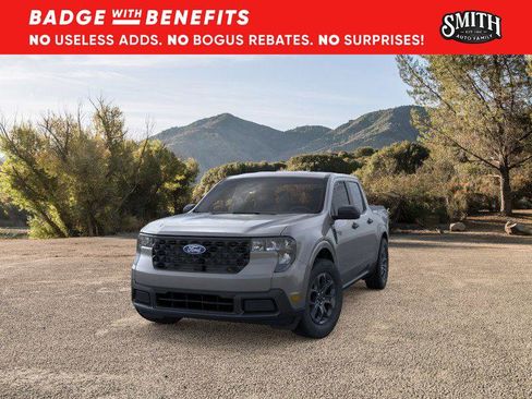 New 2025 Ford Maverick XLT image 3