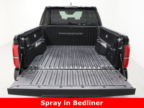 Used 2025 Toyota Tacoma TRD Off-Road image 31