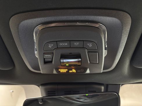 New 2026 Toyota Crown Platinum image 15