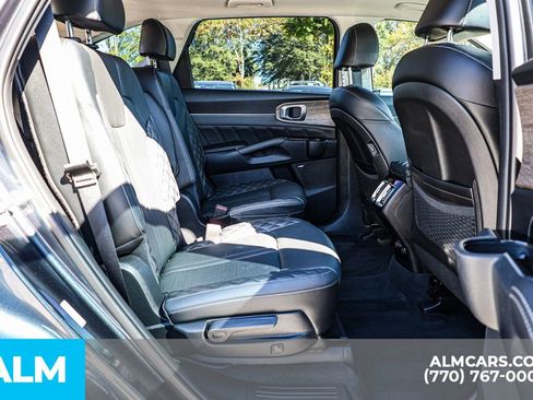 Used 2022 Kia Sorento SX Prestige image 21