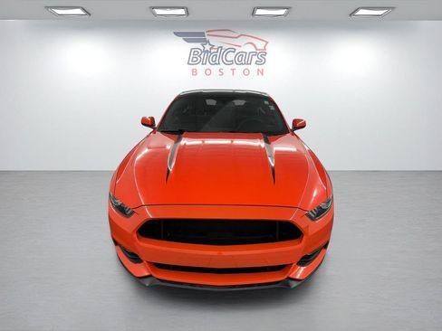 Used 2015 Ford Mustang Coupe RWD image 2
