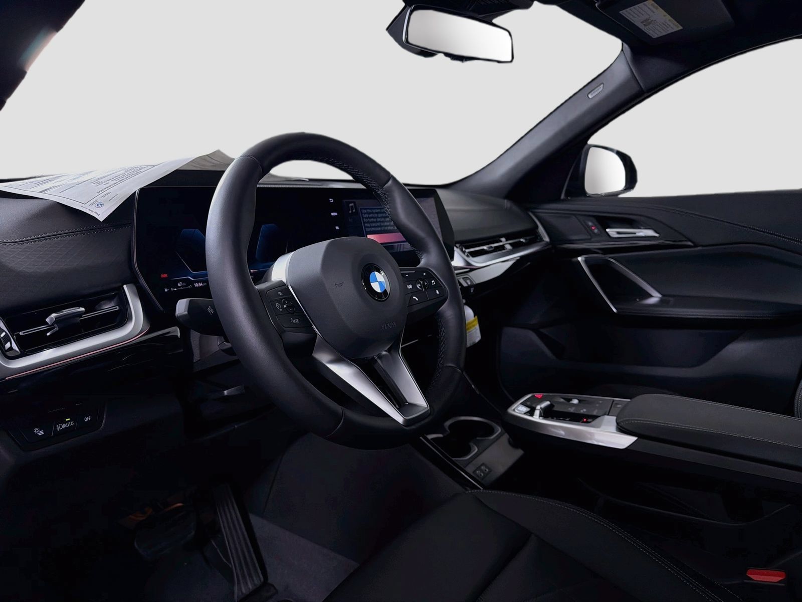 New 2026 BMW X2 xDrive28i w/ Technology Package AWD/4WD image 10