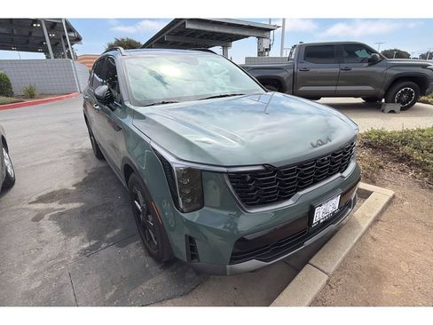 Used 2026 Kia Sorento SX Prestige AWD/4WD image 2