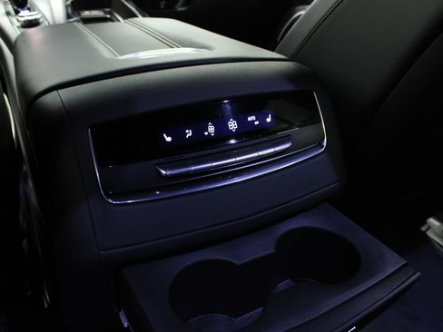 Used 2021 Cadillac Escalade Sport w/ Driver Assist Tech Package image 22