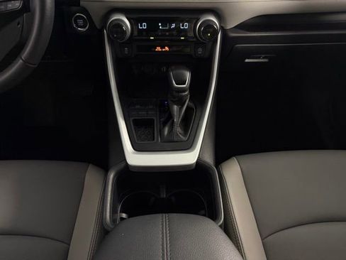 Used 2024 Toyota RAV4 XLE Premium image 22