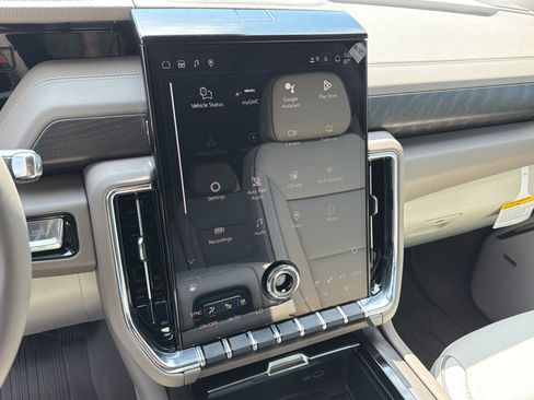 New 2026 GMC Yukon XL Denali w/ Sun & Power Step Package RWD image 32