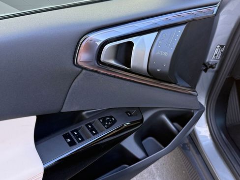 New 2026 BMW X3 xDrive30 w/ Premium Package image 11