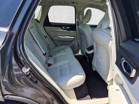 Used 2021 Volvo XC60 T5 Inscription w/ Advanced Package AWD/4WD image 20