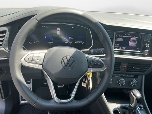 Certified 2024 Volkswagen Jetta Sport FWD image 13