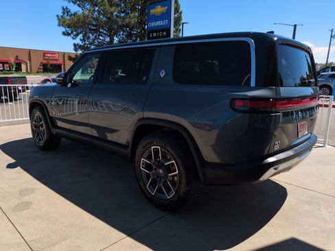 Used 2023 Rivian R1S Adventure AWD/4WD image 3