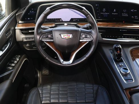 Certified 2024 Cadillac Escalade Sport Platinum image 15