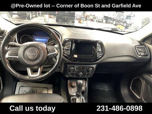 Used 2021 Jeep Compass Latitude AWD/4WD image 18