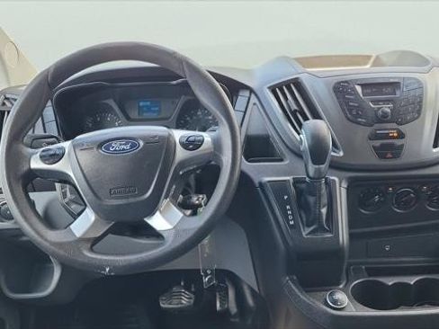 Used 2018 Ford Transit 250 148 High Roof Extended RWD image 7
