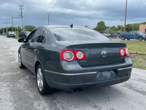 Used 2009 Volkswagen Passat Komfort FWD image 7