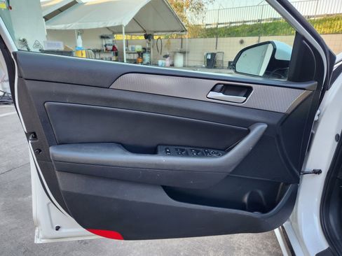 Used 2019 Hyundai Sonata Sport image 16