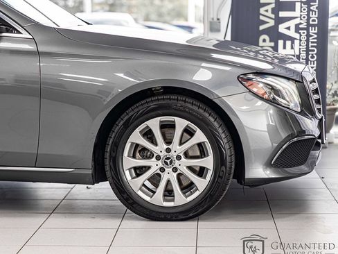 Used 2019 Mercedes-Benz E 300 4MATIC w/ Driver Assistance Package image 11