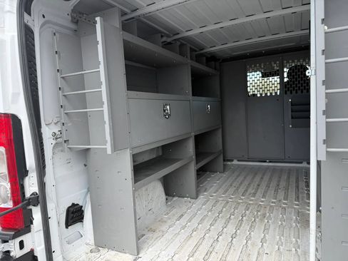 Used 2023 RAM ProMaster 2500 FWD image 12