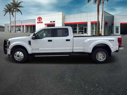 Used 2022 Ford F450 XLT w/ XLT Value Package image 5