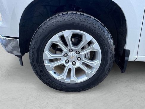 Certified 2023 Chevrolet Silverado 1500 LTZ AWD/4WD image 23