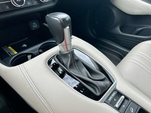 Used 2024 Honda HR-V EX-L image 19