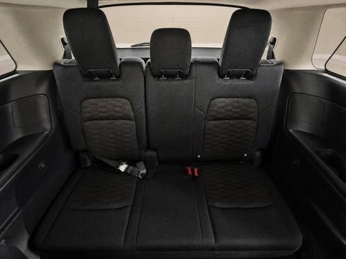 Used 2025 Nissan Pathfinder SV AWD/4WD image 13
