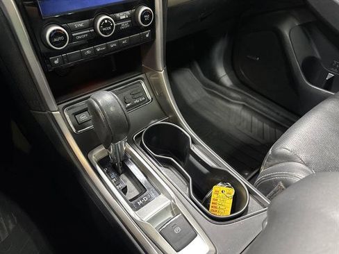 Used 2021 Subaru Ascent Limited w/ Technology Package image 12