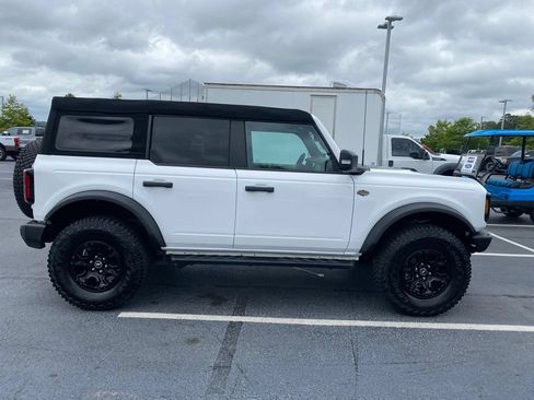 Certified 2024 Ford Bronco Wildtrak AWD/4WD image 8
