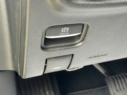 New 2026 Jeep Grand Cherokee L 4WD image 13