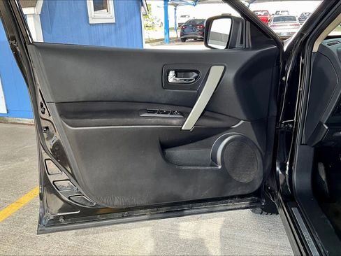 Used 2014 Nissan Rogue S w/ Convenience Package image 21