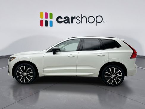 Used 2025 Volvo XC60 B5 Plus image 2