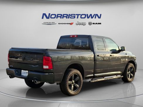 Used 2017 RAM 1500 Express w/ Black Ram 1500 Express Group image 6