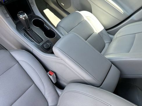Used 2018 GMC Acadia SLT FWD image 22