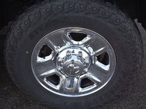 Used 2017 RAM 2500 Tradesman w/ Chrome Appearance Group image 33