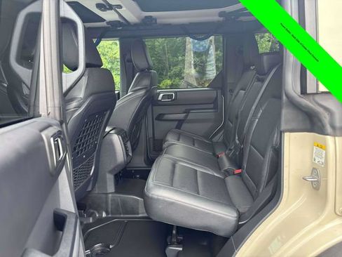 Used 2025 Ford Bronco Badlands w/ Sasquatch Package AWD/4WD image 29