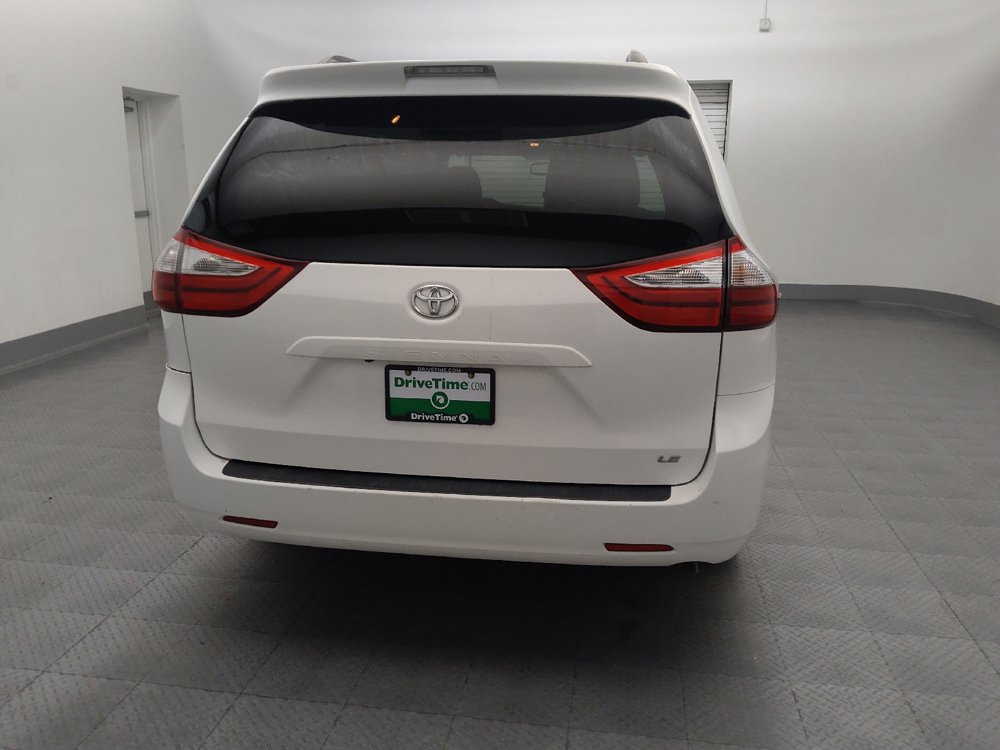 Used 2017 Toyota Sienna LE FWD image 7
