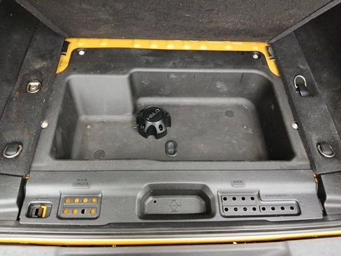 Used 2019 Jeep Wrangler Unlimited Sport S image 11