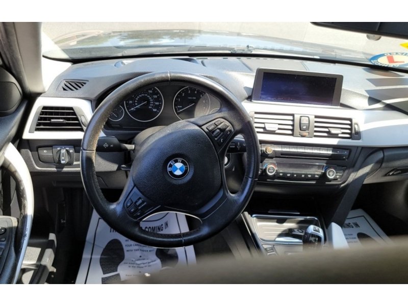 Used 2012 BMW 328i Sedan RWD image 15
