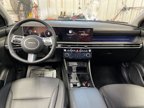 Used 2025 Hyundai Tucson SEL AWD/4WD image 18