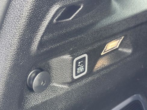 Used 2021 Jeep Grand Cherokee L Limited w/ Trailer Tow Group (B) image 9