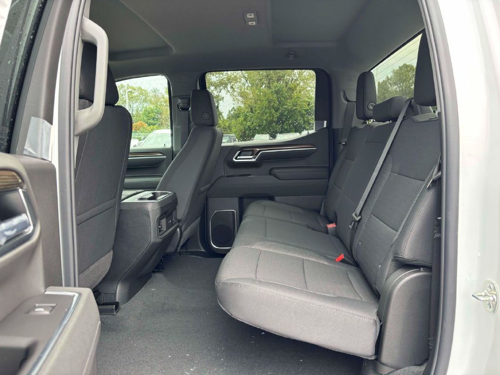 New 2026 Chevrolet Silverado 1500 RST w/ LPO, Dark Essentials Package AWD/4WD image 20