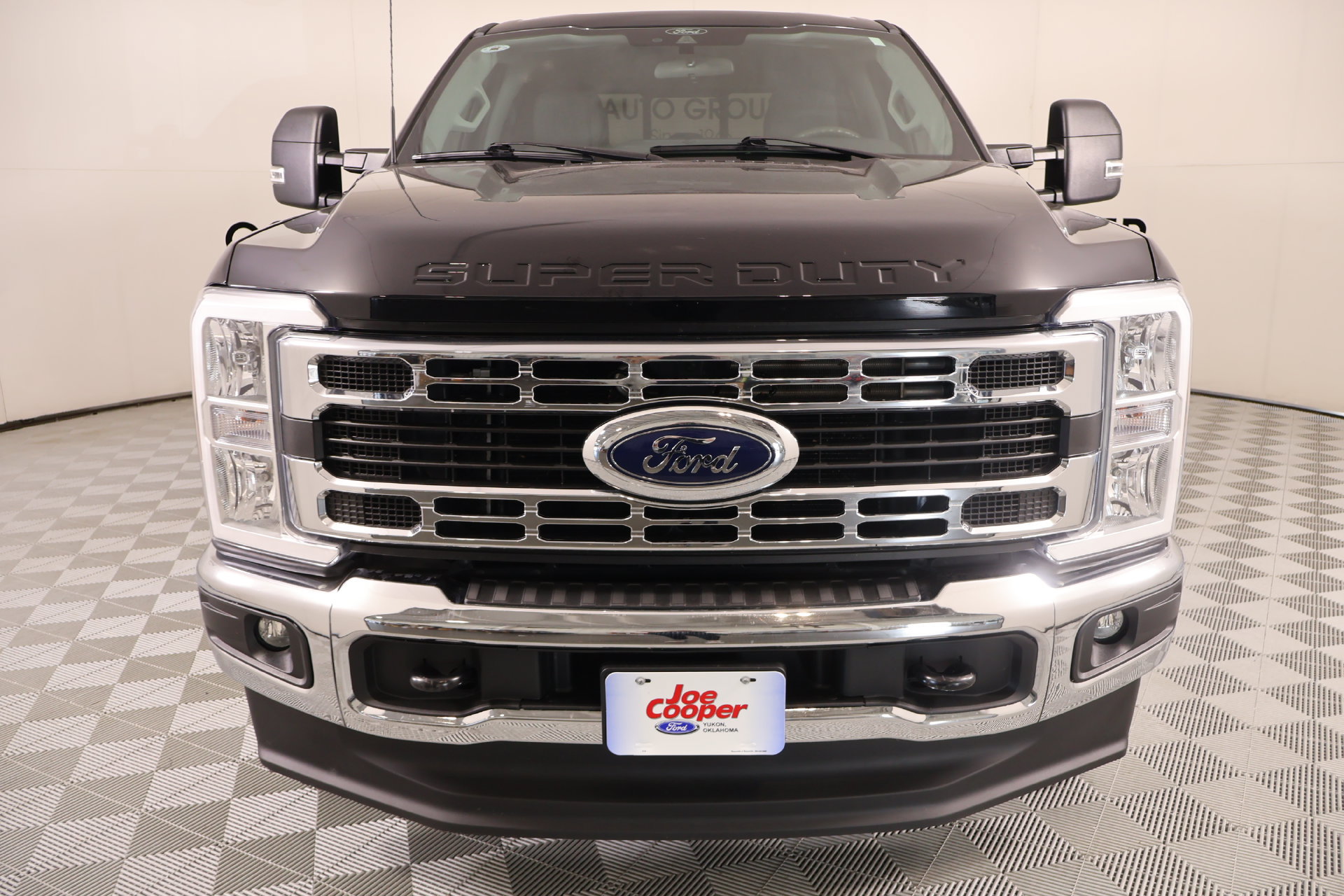 Used 2024 Ford F250 XLT w/ FX4 Off-Road Package AWD/4WD image 8