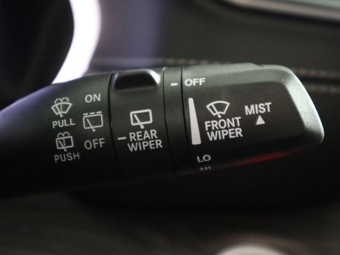 New 2025 Jeep Grand Cherokee L Limited image 33