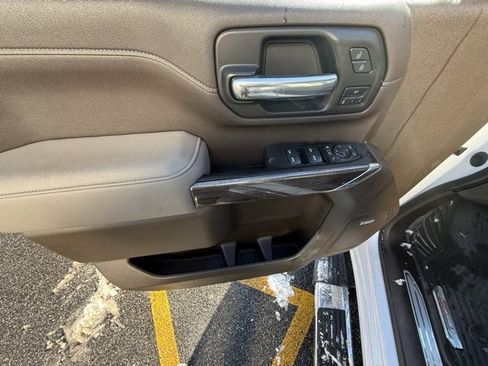 Used 2021 Chevrolet Silverado 3500 LTZ w/ LTZ Premium Package image 18